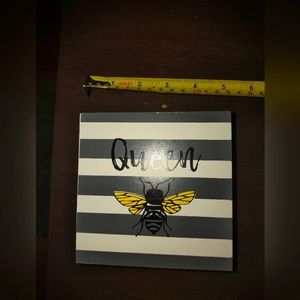 Queen B - wall art